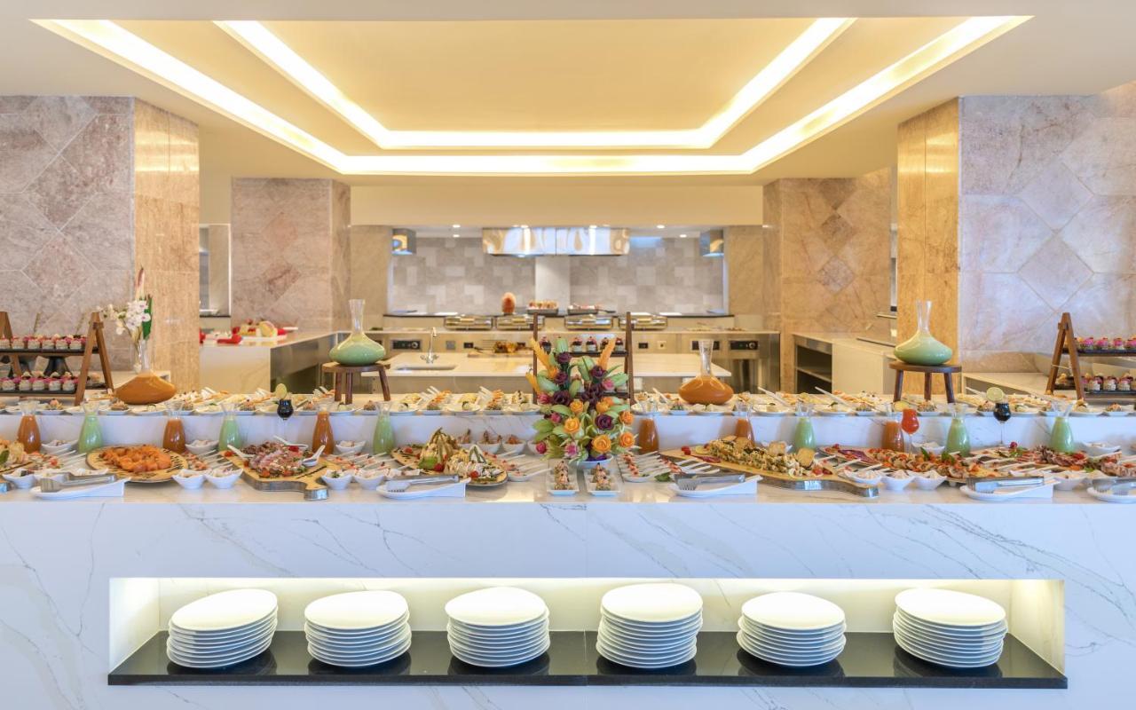 Royal Azur Thalassa Hammamet Exterior foto The buffet at the hotel