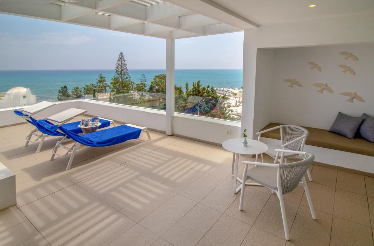 Royal Azur Thalassa Hammamet Exterior foto A balcony at the hotel