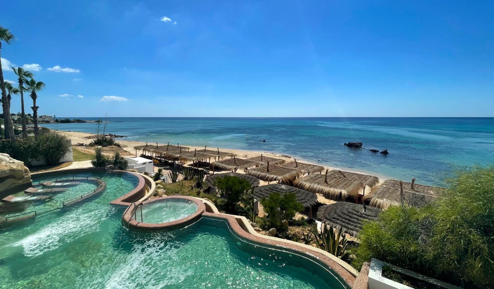 Royal Azur Thalassa Hammamet Exterior foto View of the beach from the hotel